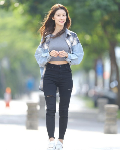 20220812 220405 ChLO OXMt3l 01.jpg