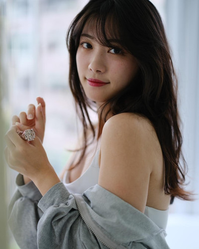 20220206 224309 CZpyzubsgRN 01.jpg