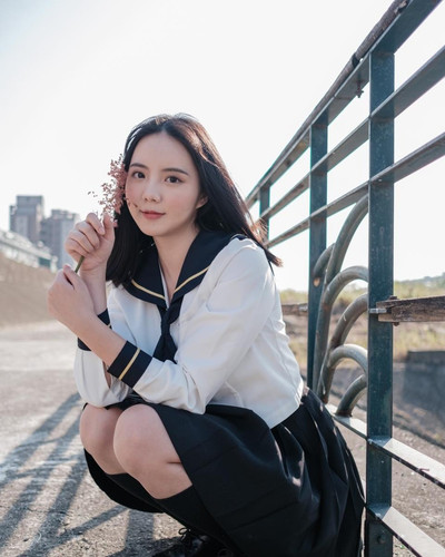 20220114 224957 CYulTVRLdkl 01.jpg