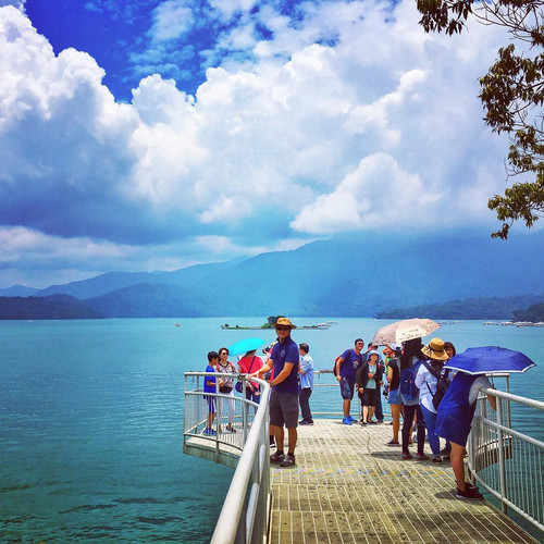 20170529 035335 BUqXCxcAID2 01.jpg