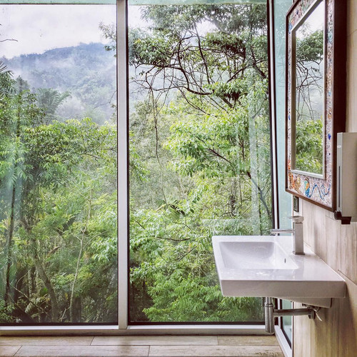 20160501 014200 BE2LlJCM4ZC 01.jpg