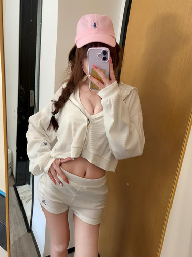 20260313 045735 DVz DqTk7BU 01.jpg