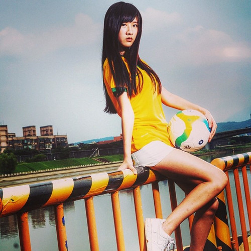 20140625 060254 pqAEfsM4ex 01.jpg