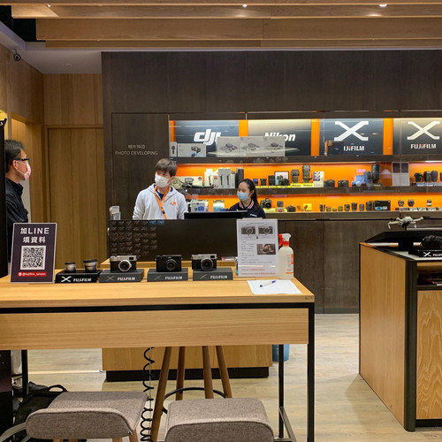 20200315 100037 B9wAqXTFYsA 04.jpg