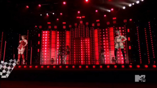 PhHk8F YHQM mIzK.jpg