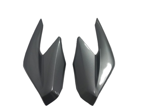 200167 Carenagem Lateral Farol CB 250 Twister 18 Prata Ibi?na Met?lico (Par).png