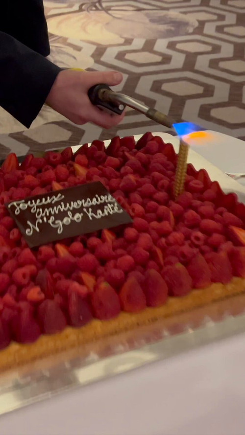 o su6kT7Wm1aMre1.jpg