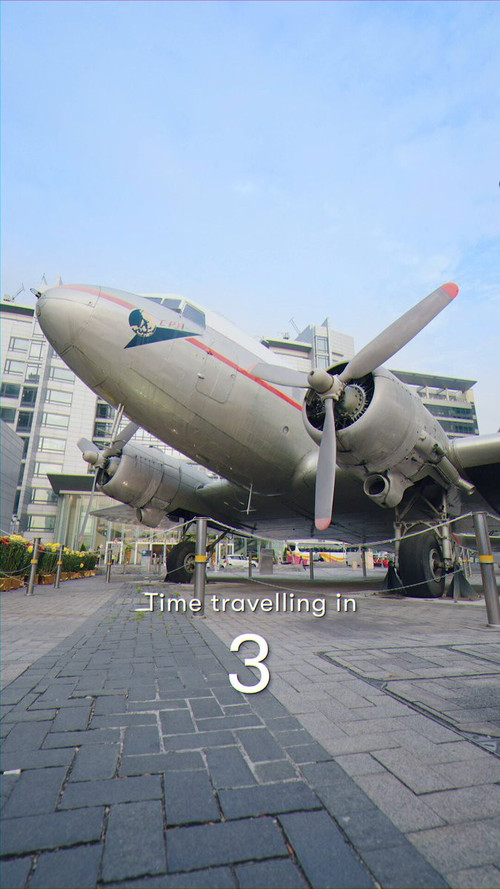 XRBC BLzkTsXn9RI.jpg