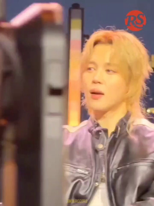 QXZ5QYHHIc6UW2 h.jpg