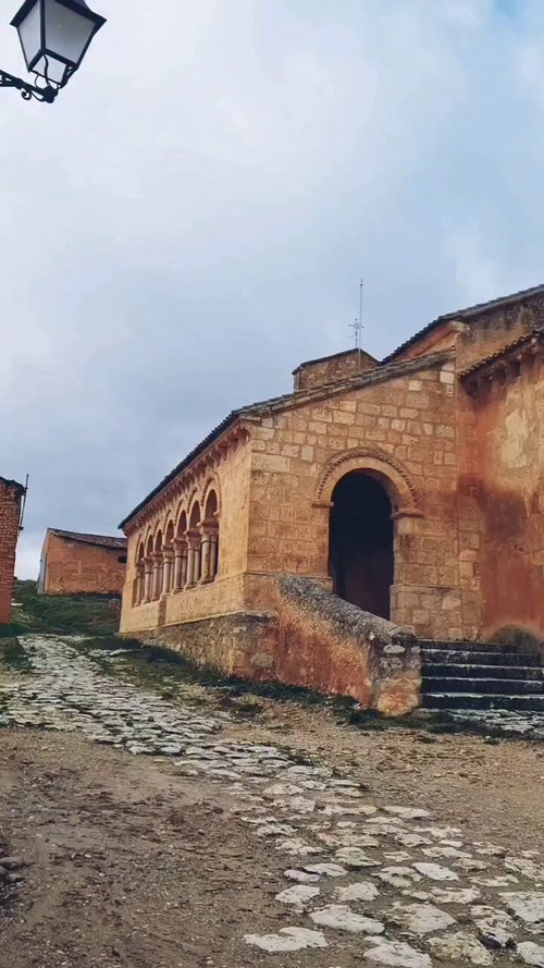 5MNF6LOC 83k9XkJ.jpg