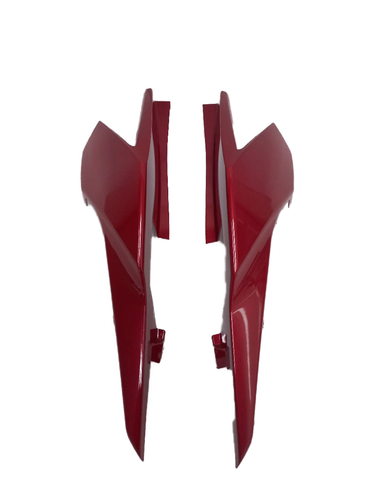 200426 Carenagem Lateral Traseira TITAN 160 24 Vermelho Pimenta Perolizado (PAR).png