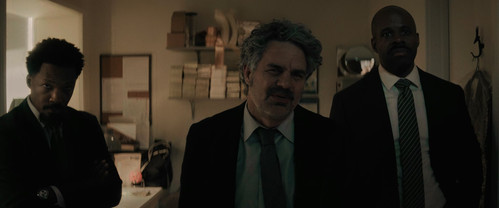 Crime.101.2026.2160p.AMZN.WEB DL.CZ EN.DD+5.1.Atmos.DoVi.HDR.H.265 FLUX.mkv 20260401 120539.130.jpg