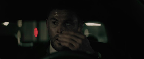 Crime.101.2026.2160p.AMZN.WEB DL.CZ EN.DD+5.1.Atmos.DoVi.HDR.H.265 FLUX.mkv 20260401 120512.226.jpg