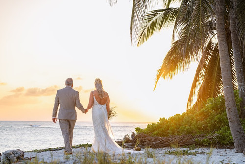 Choosing the Right Grand Cayman Beach for Your Wedding.jpg