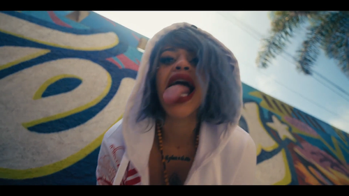 Menor Queen Fake (Dvj Trepasito Extended) (Dembow Intro Outro (Dirty) 105Bpm).mp4 2.png