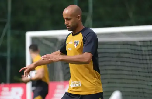 Lucas volta após lesão e São Paulo busca vitória contra o Bahia para seguir no G-4