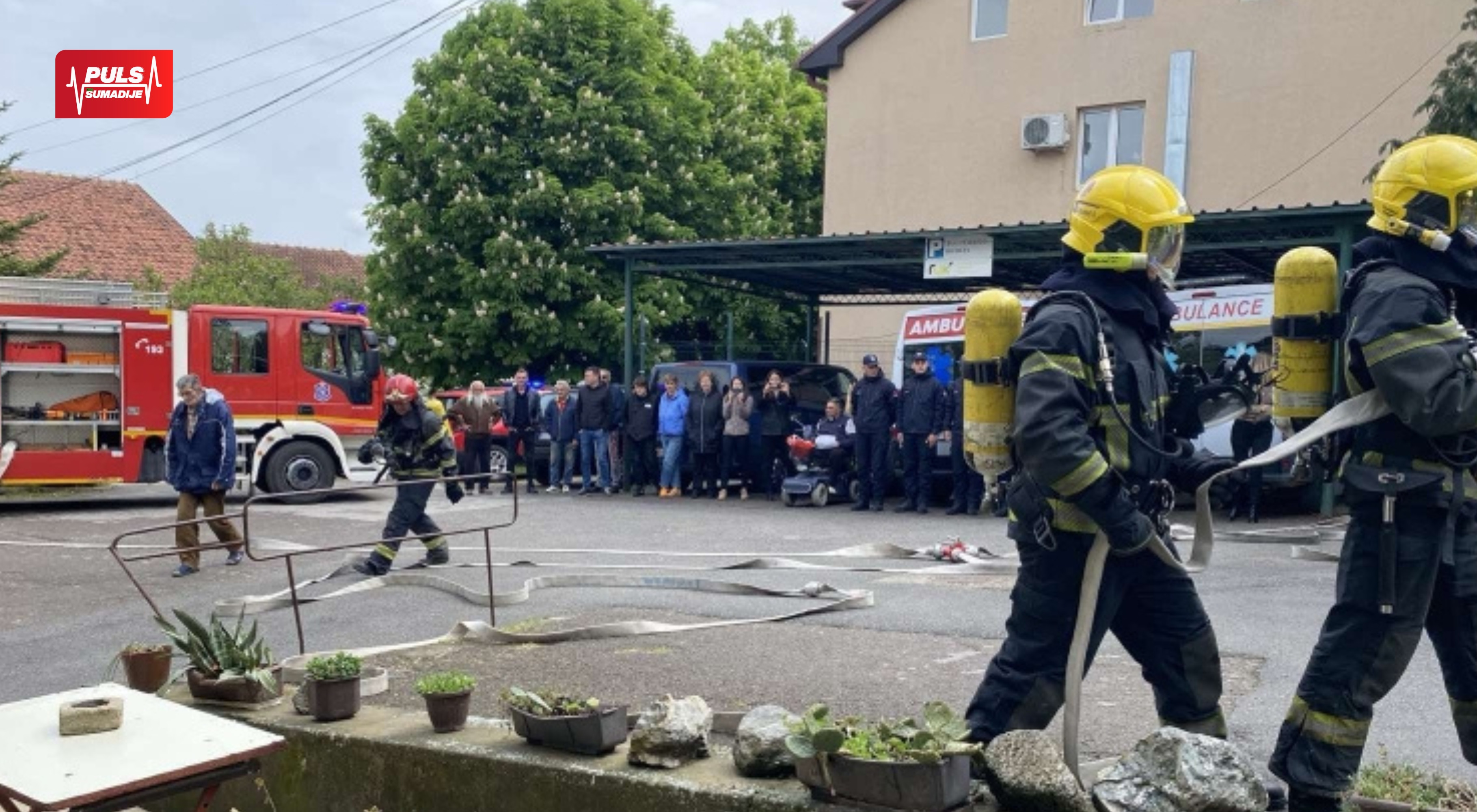 U Gerontološkom centru održana taktičko-pokazna vatrogasna vežba (FOTO)
