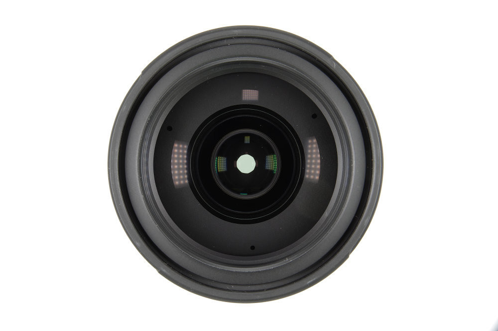 Đánh giá Sigma 28-70mm f/2.8 DG DN: Lens đa dụng 'ngon-bổ-rẻ' cho Sony FE