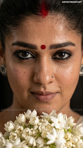 nayan 789678456234703.jpg