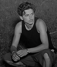 Thomas ficha mediana.png