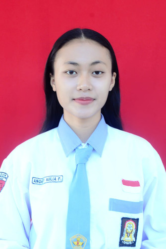 anggi.jpg
