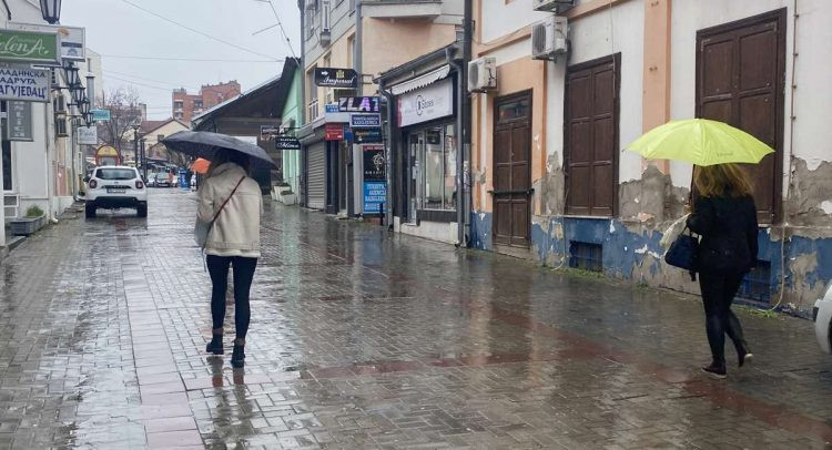 TEMPERATURNI ŠOK NA VASKRS: RHMZ izdao upozorenje, poljoprivrednici u velikom strahu!