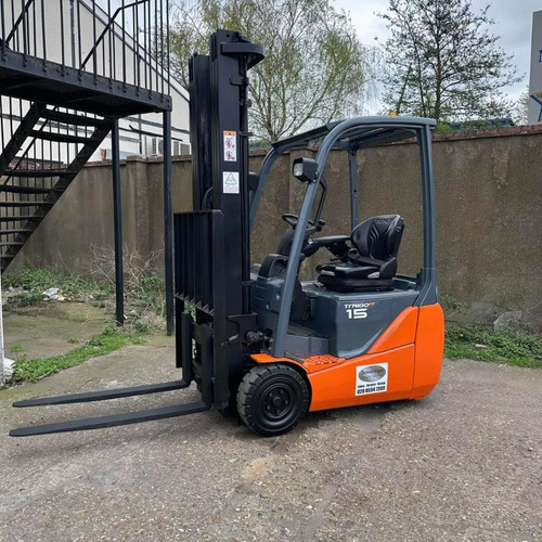 Forklift Repairs London | Fast & Expert Service.jpg