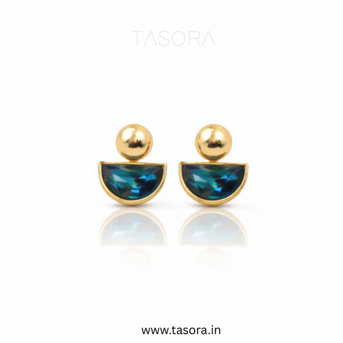 Waterproof Earrings for Women Designed for Everyday Style and Comfort.png