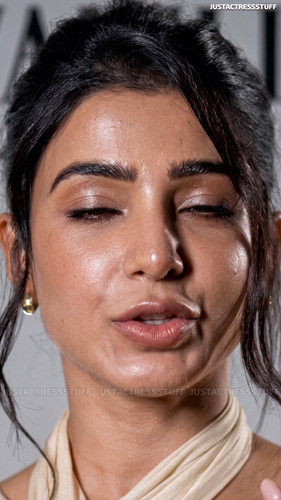 samantha 864534567504.jpg