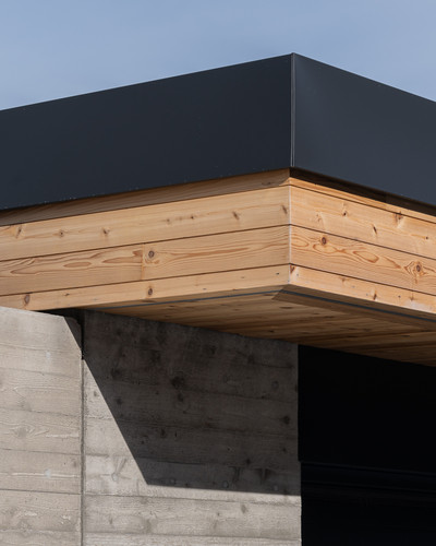 warbler residence whistler architectural detail roof wood beam concrete.jpg