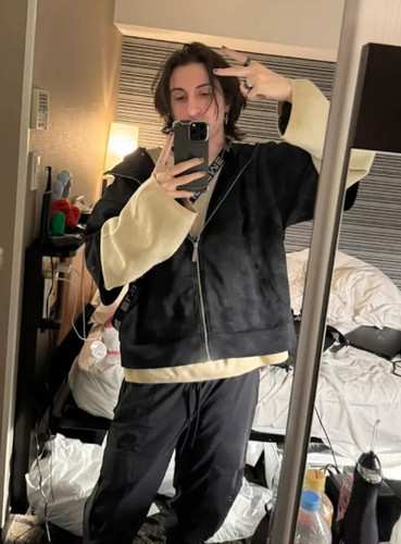 1000118102.jpg