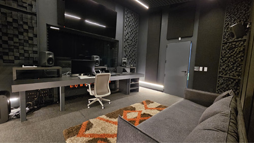 cabina audio cine morelia 02.jpg