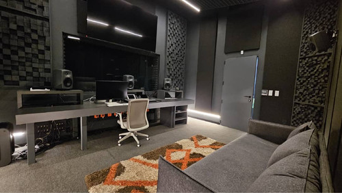 cabina audio cine morelia 02.jpg