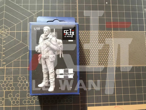 f7be172ad084.jpg