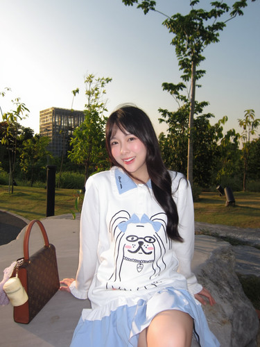 51688191838057799e3c3a80e397beed.jpg