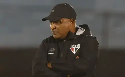 São Paulo conquista vitória crucial e alivia pressão sobre Roger Machado