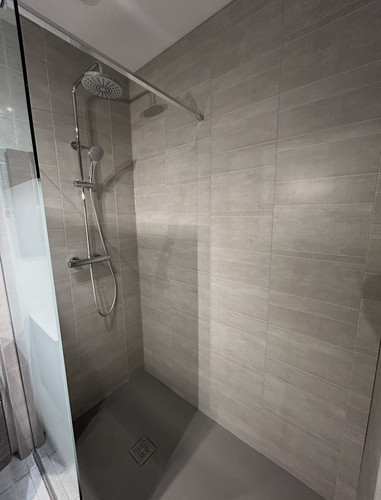 PLOMBERIE Rénovation douche.jpg