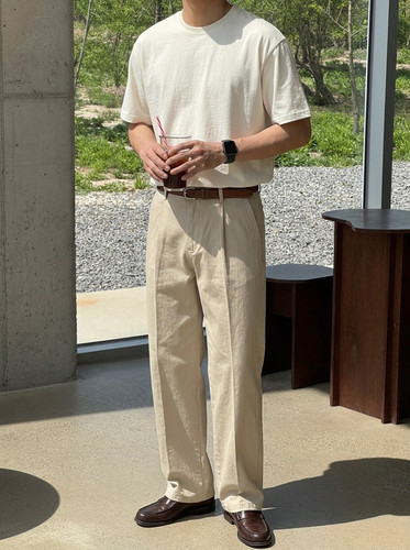 exp3 outfit 1 warm neutral.jpg