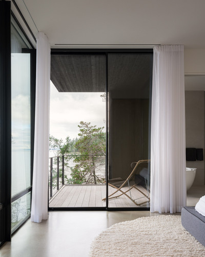 the perch sunshine coast master bedroom ocean view deck access 4x5 50 50.jpg