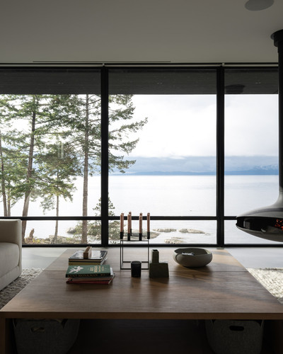 the perch sunshine coast living room suspended fireplace panoramic ocean 4x5 50 50.jpg