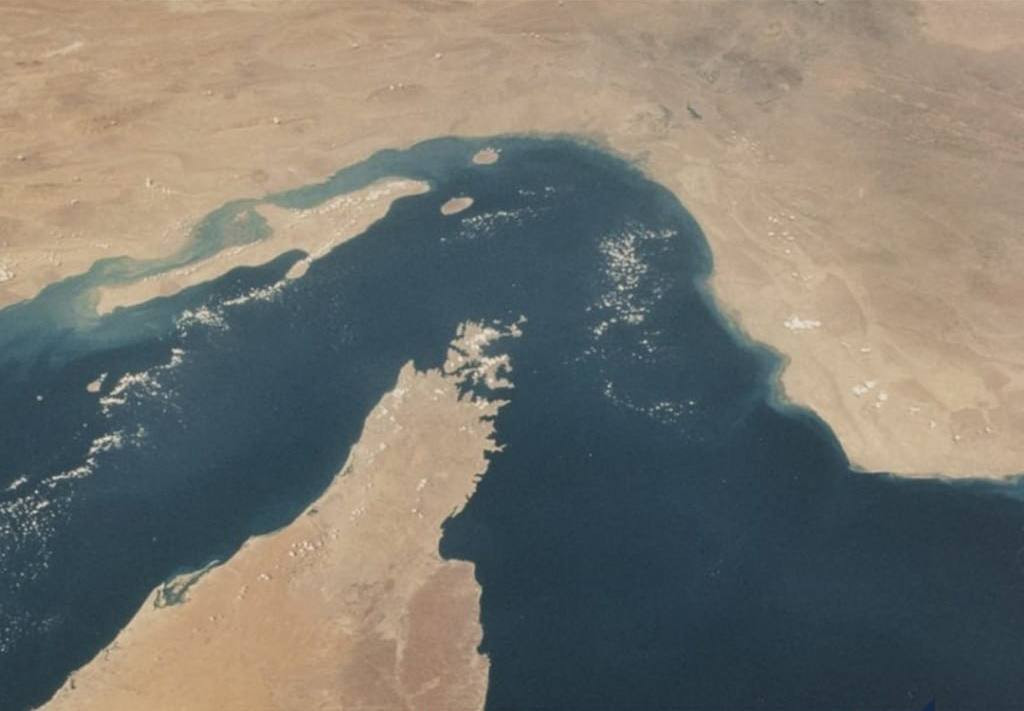 أفادت شبكة CNN نقلاً عن مصادر بأن الولايات المتحدة وإيران ليستا متباعدتين كما يبدو، رغم عدم عقد جولة ثانية من المحادثات في باكستان.

وأشارت إلى أن دبل...