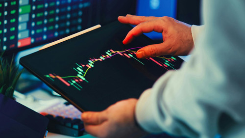 Global Investors Club – Grow Your Wealth with Straddleco.jpg