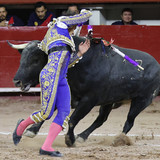 BQ9BTv9.th.jpg