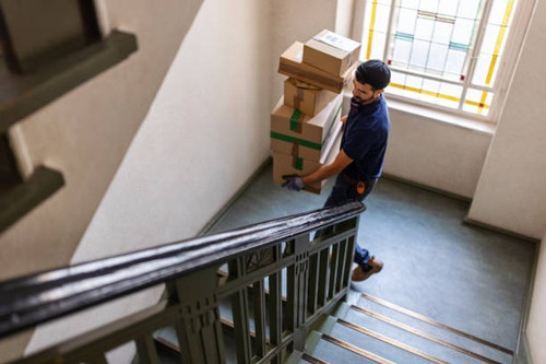 Rush Expedited Courier | 2225 Boul Hymus, Dorval, QC H9P 1J8, Canada | +18668867874 | https://re-cou.jpg