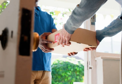 Rush Expedited Courier | 2225 Boul Hymus, Dorval, QC H9P 1J8, Canada | +18668867874 | https://re-cou.jpg