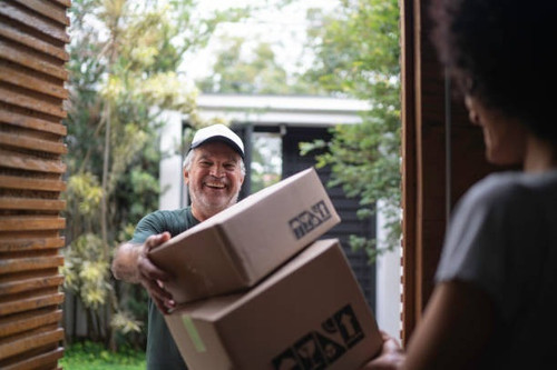 Rush Expedited Courier | 2225 Boul Hymus, Dorval, QC H9P 1J8, Canada | +18668867874 | https://re-cou.jpg