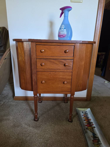 56d7042ce053.jpg
