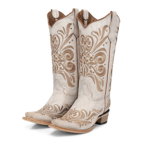 L8054 boot MO e.jpg