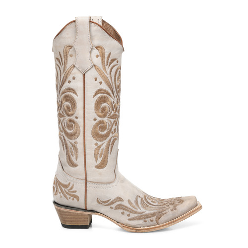 L8054 boot MO a.jpg