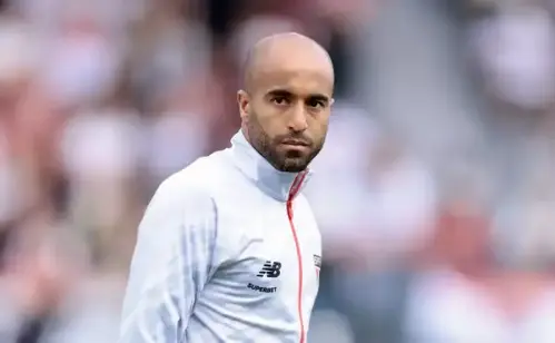 Lucas Moura se lesiona e adia conversas sobre renovação de contrato